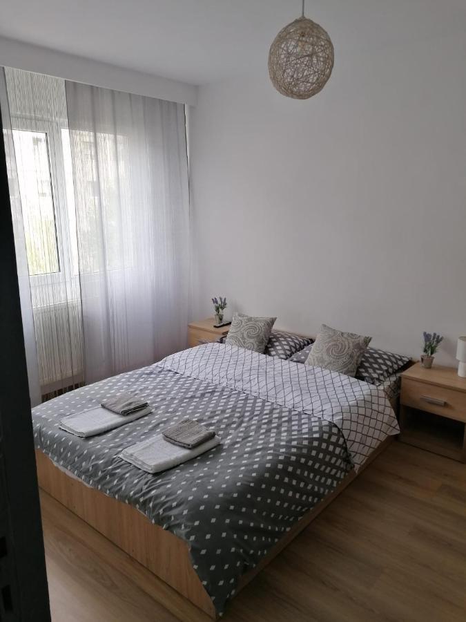 Apartament Alexia Apartment Orsova Bagian luar foto